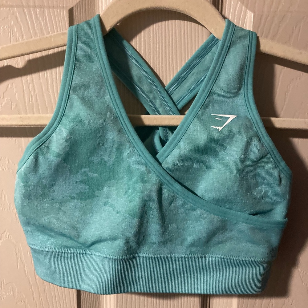 Gymshark sports bra size XS. Perfect condition. Tag is cut out.